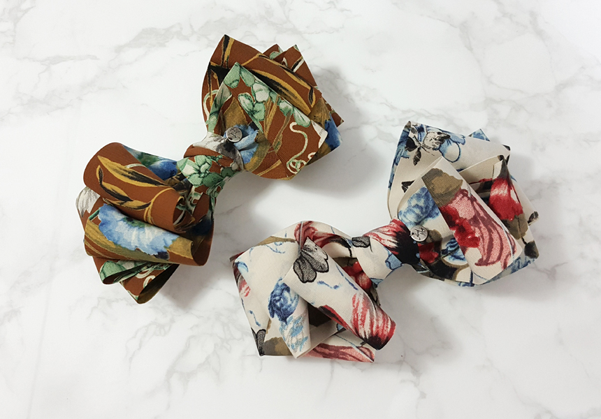 Big Volume Ribbon Pin 2color Romantic style Point 