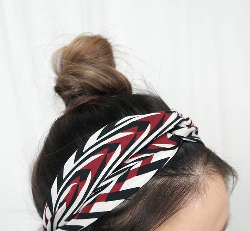 Vacation V Pattern Bandana Hair Band Headband Styl