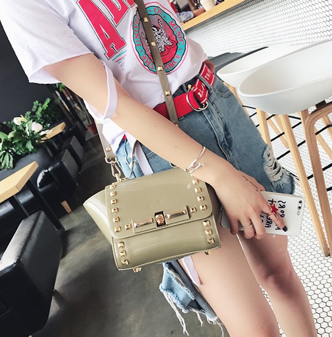 New Stud Mini-Cross Back Women's 20s Casual Bag