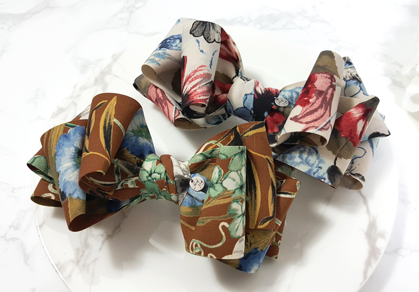 Big Volume Ribbon Pin 2color Romantic style Point 