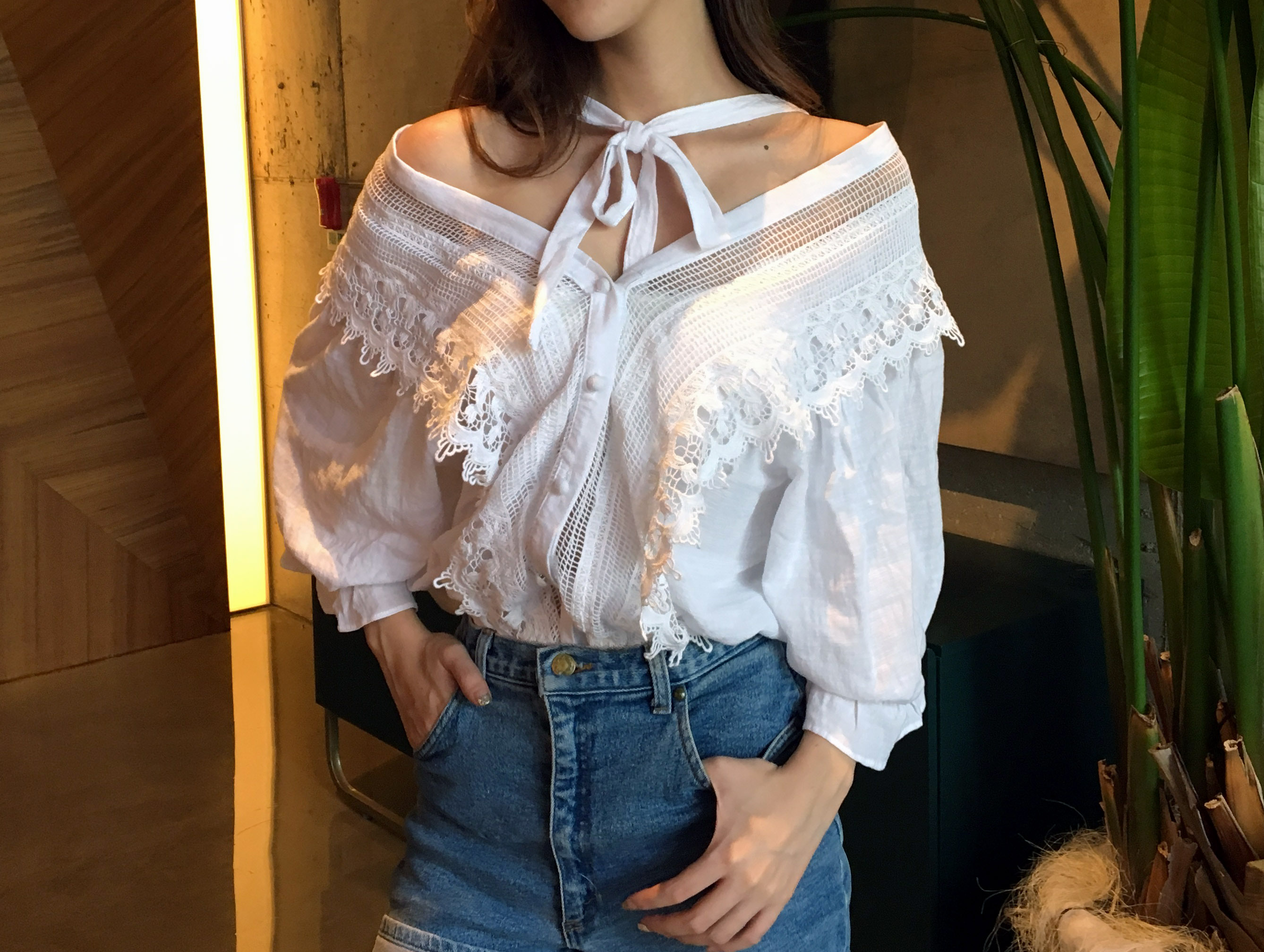 NEW FASHION LADY GIRL Blouse V-neck lace-off shoul