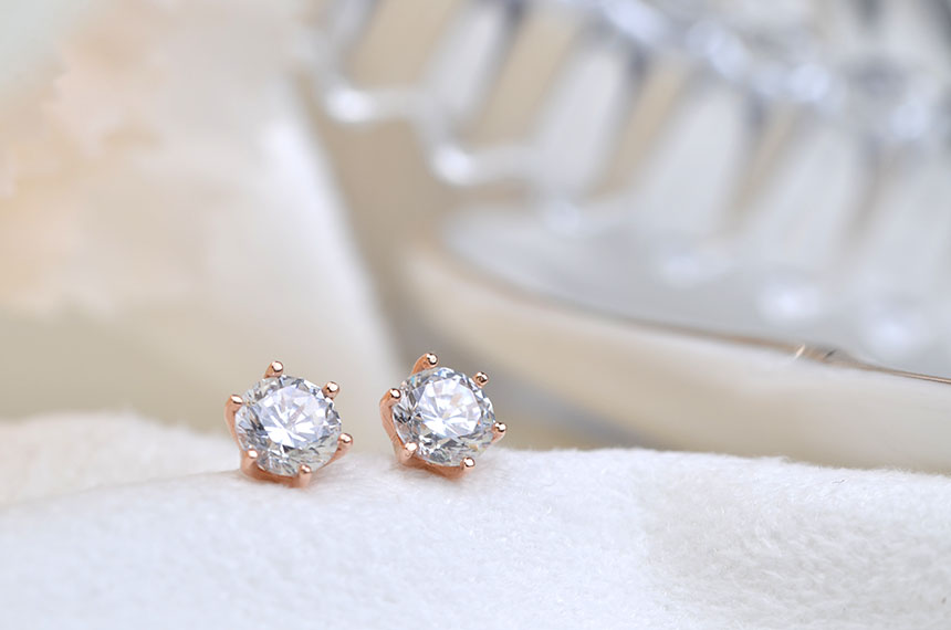 Diamond Cutting 14k Cubic Earring 4mm, 5mm