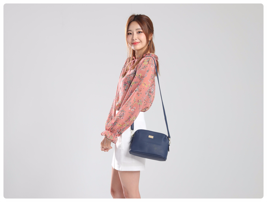 New Women's Mini Backpack Closely matching fash