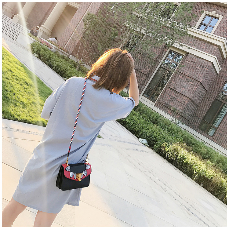 New Unique Pattern Cross Mini Bag White Woman Bag 