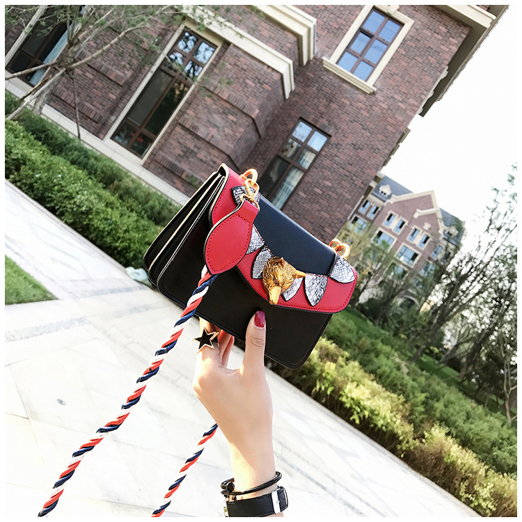 New Unique Pattern Cross Mini Bag White Woman Bag 