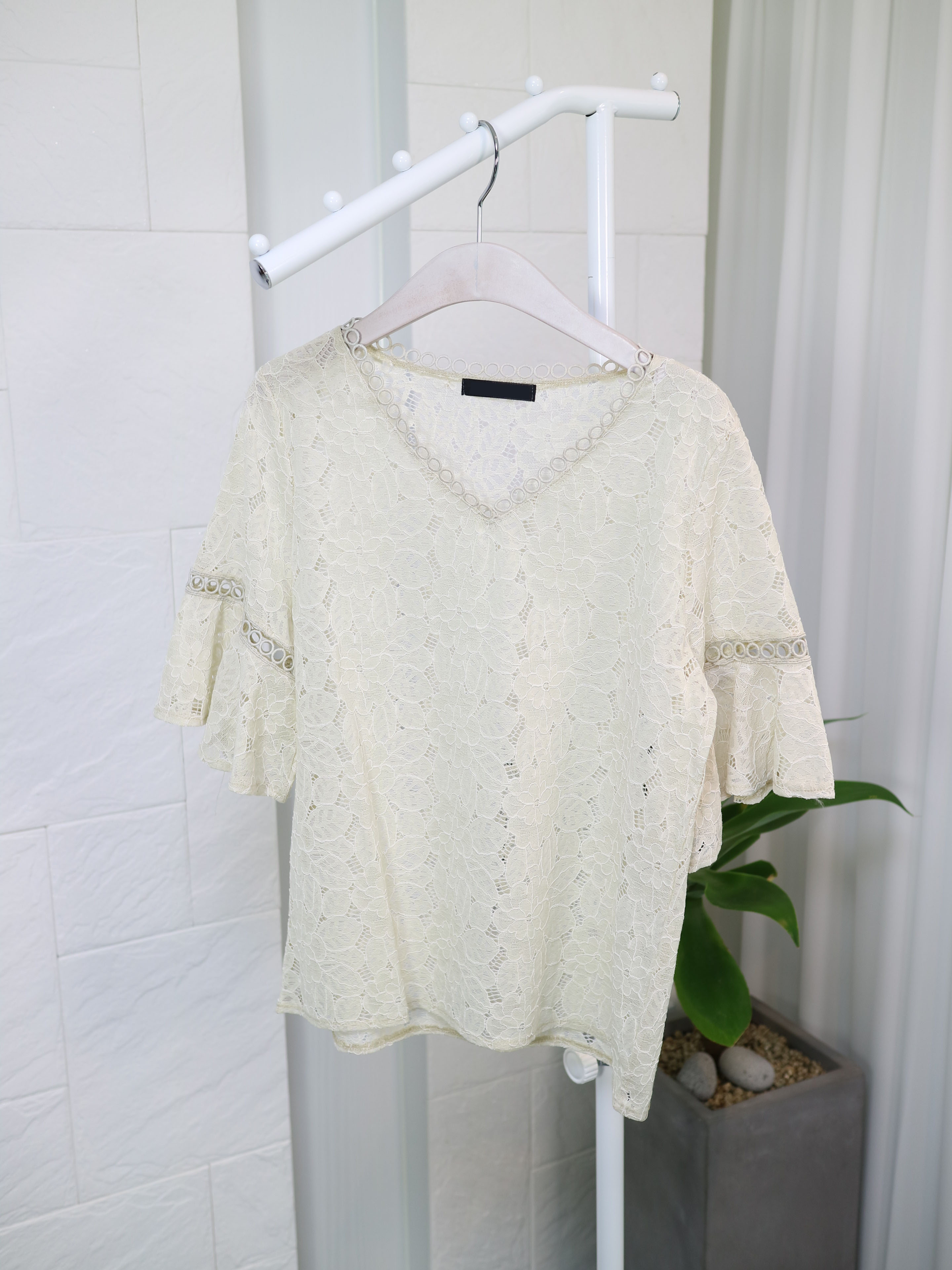 NEW FASHION LADY GIRL Blouse Circle lace blouse