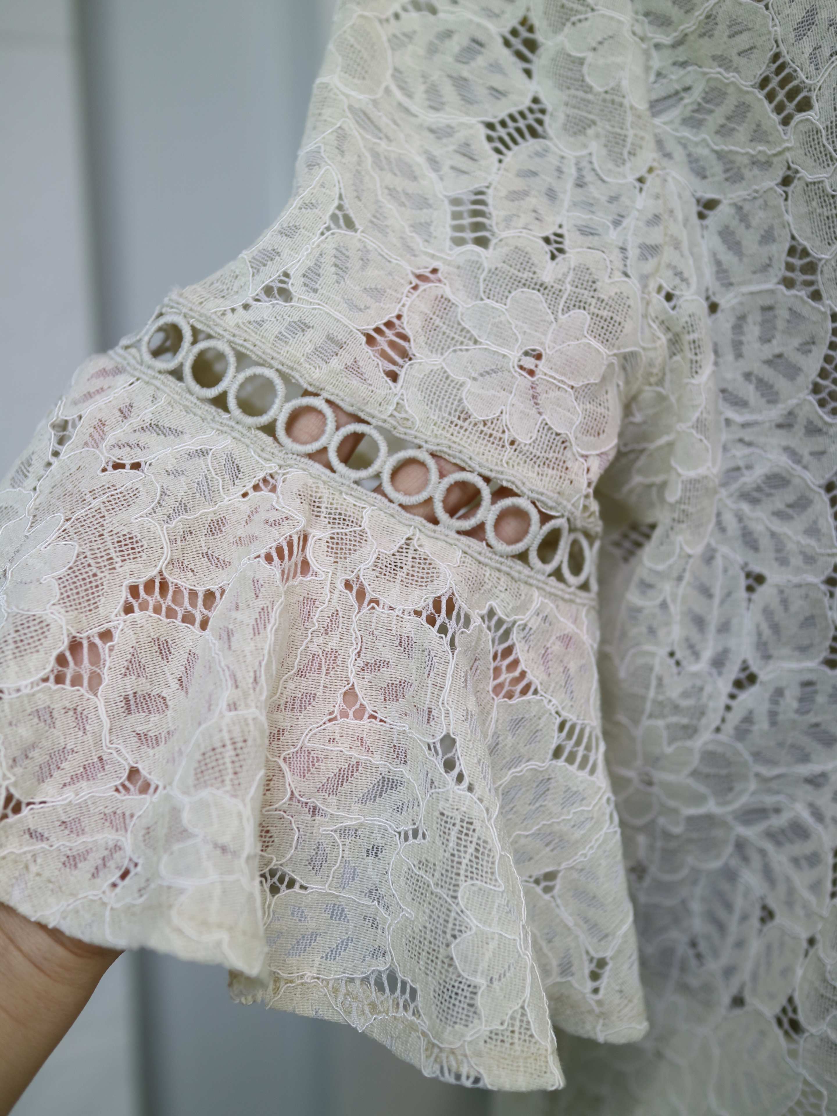 NEW FASHION LADY GIRL Blouse Circle lace blouse