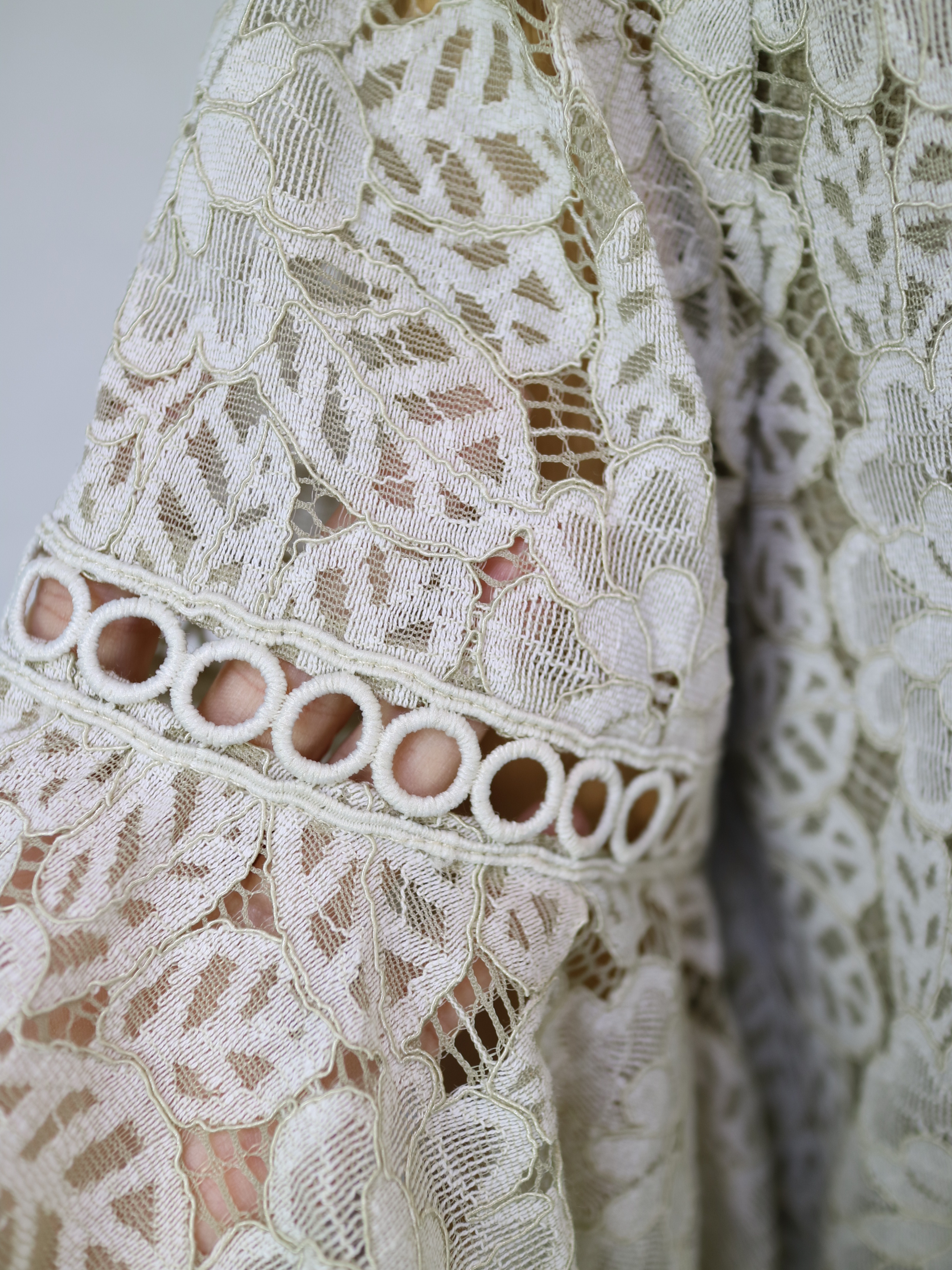 NEW FASHION LADY GIRL Blouse Circle lace blouse