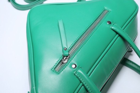 New Angle Cross Bag black, green Simple Convenient