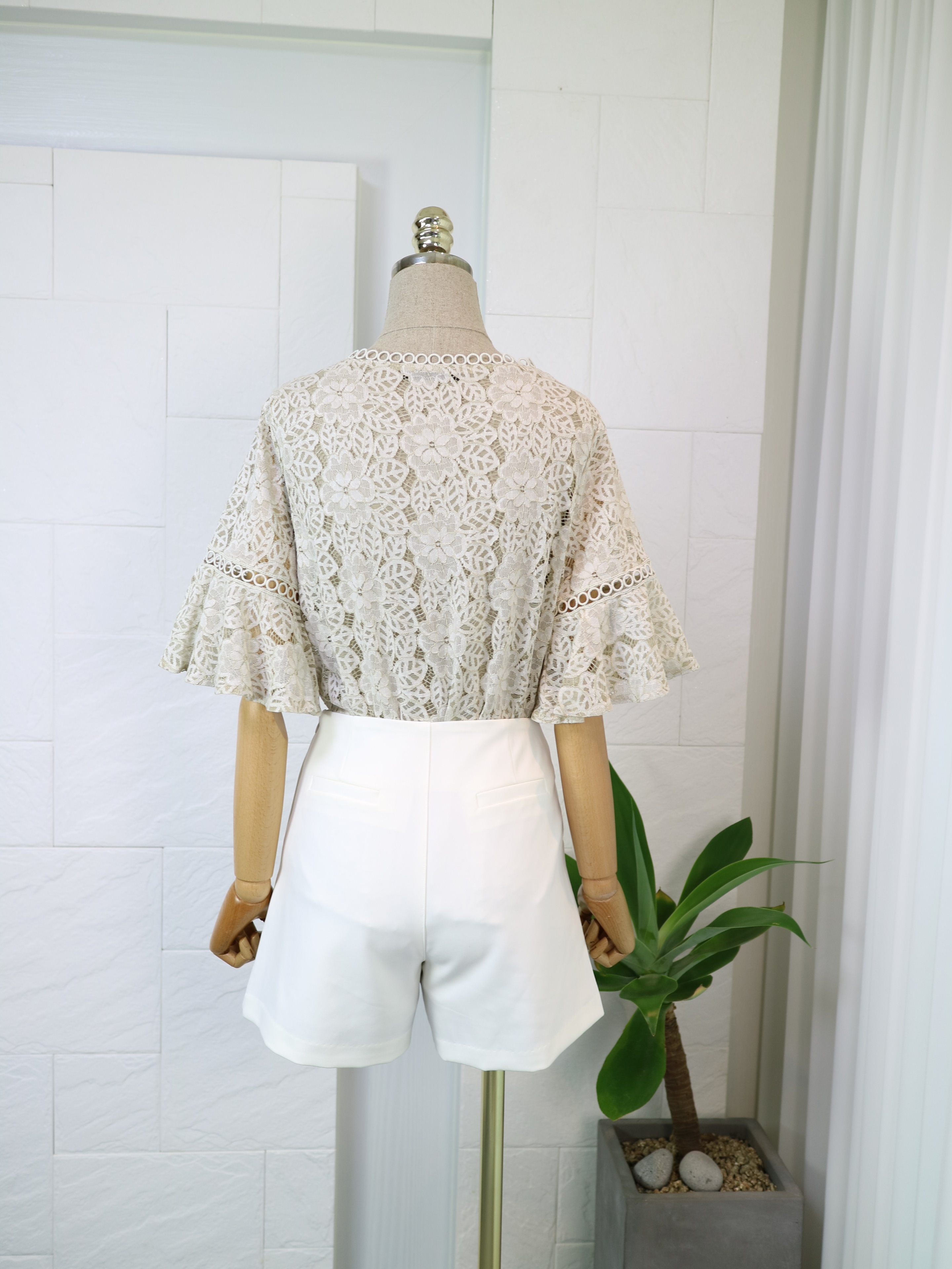 NEW FASHION LADY GIRL Blouse Circle lace blouse