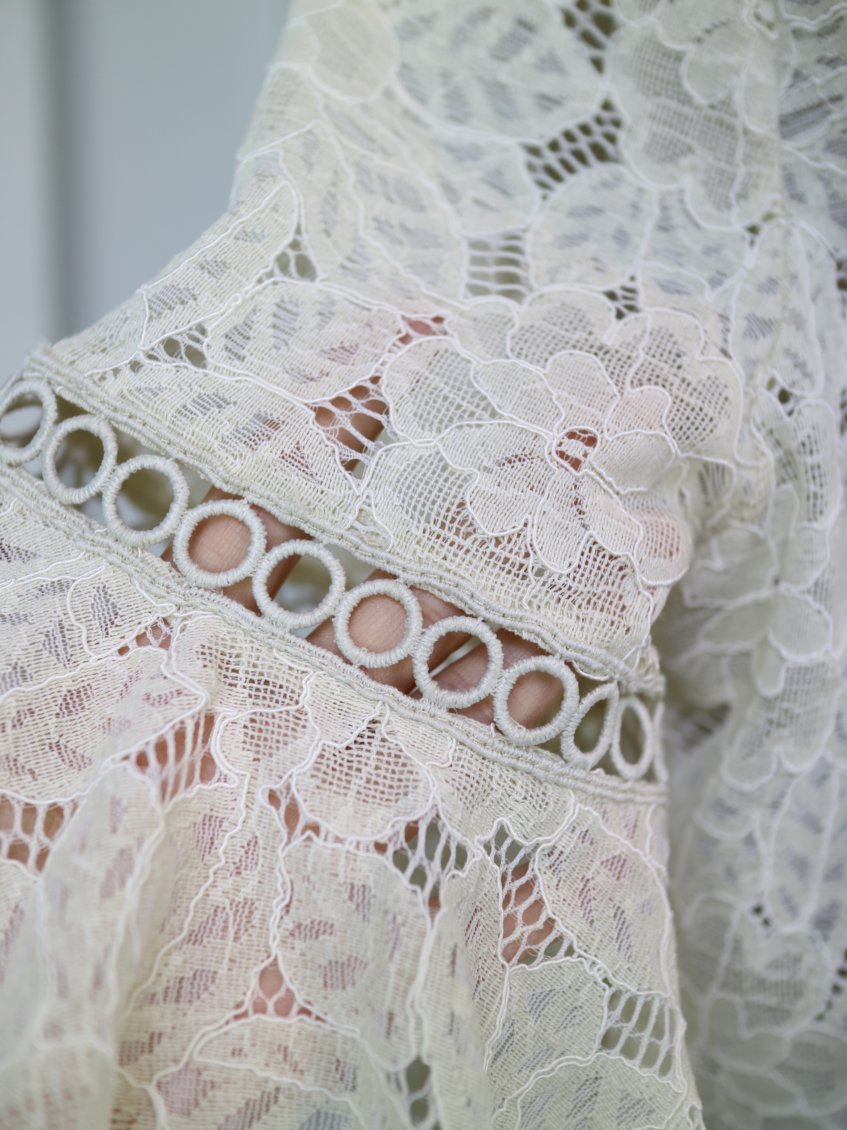 NEW FASHION LADY GIRL Blouse Circle lace blouse