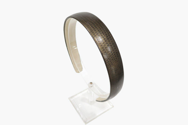 Classic leather hair band Lightweight, clean, well