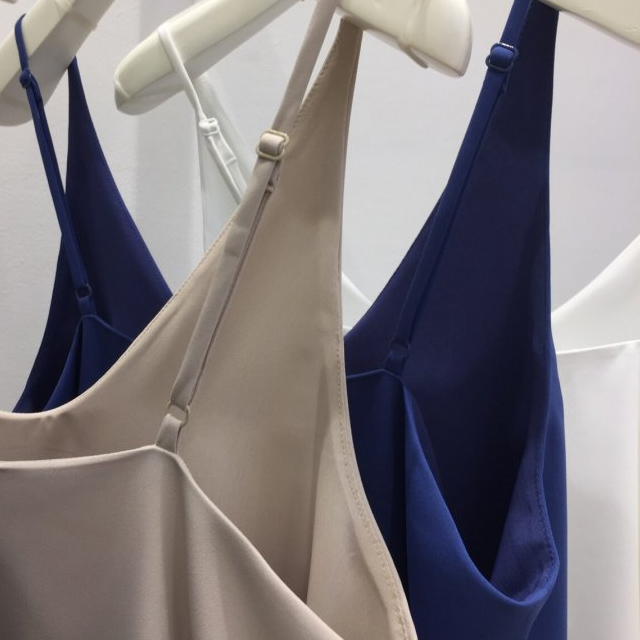 Blossom Irouto Nishi Autumn Twenties Woman Busting