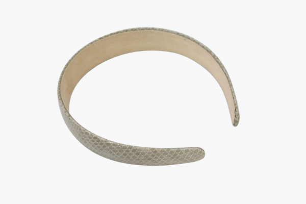 Classic leather hair band Lightweight, clean, well