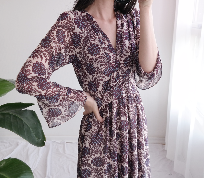 Autumn Flower Pattern Chiffon Wrap One Piece Visit