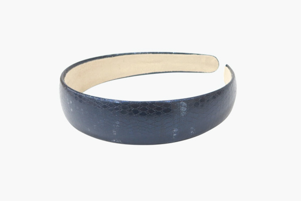 Classic leather hair band Lightweight, clean, well