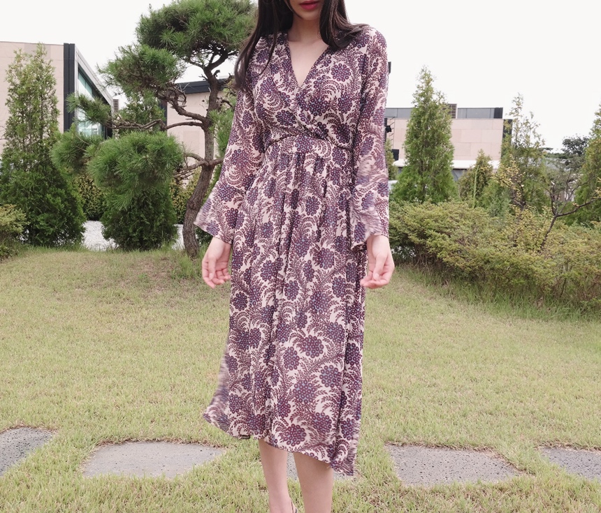 Autumn Flower Pattern Chiffon Wrap One Piece Visit