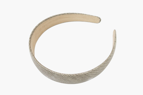 Classic leather hair band Lightweight, clean, well