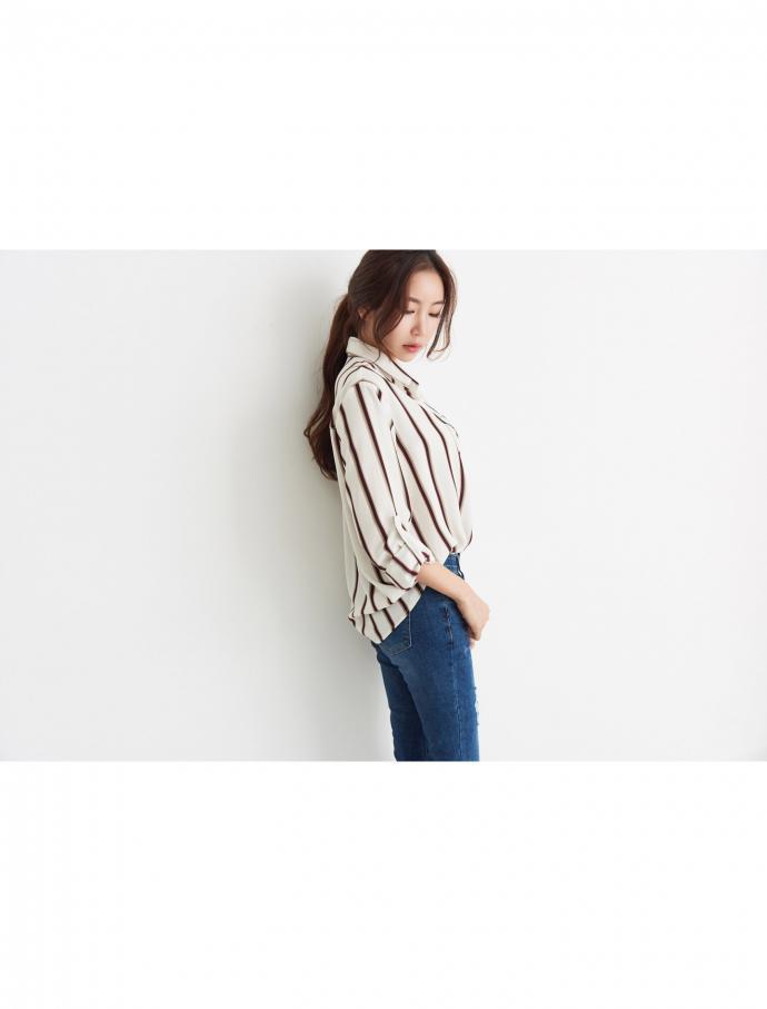T-shirt color roll-up shirt casual blouse Daily Lo