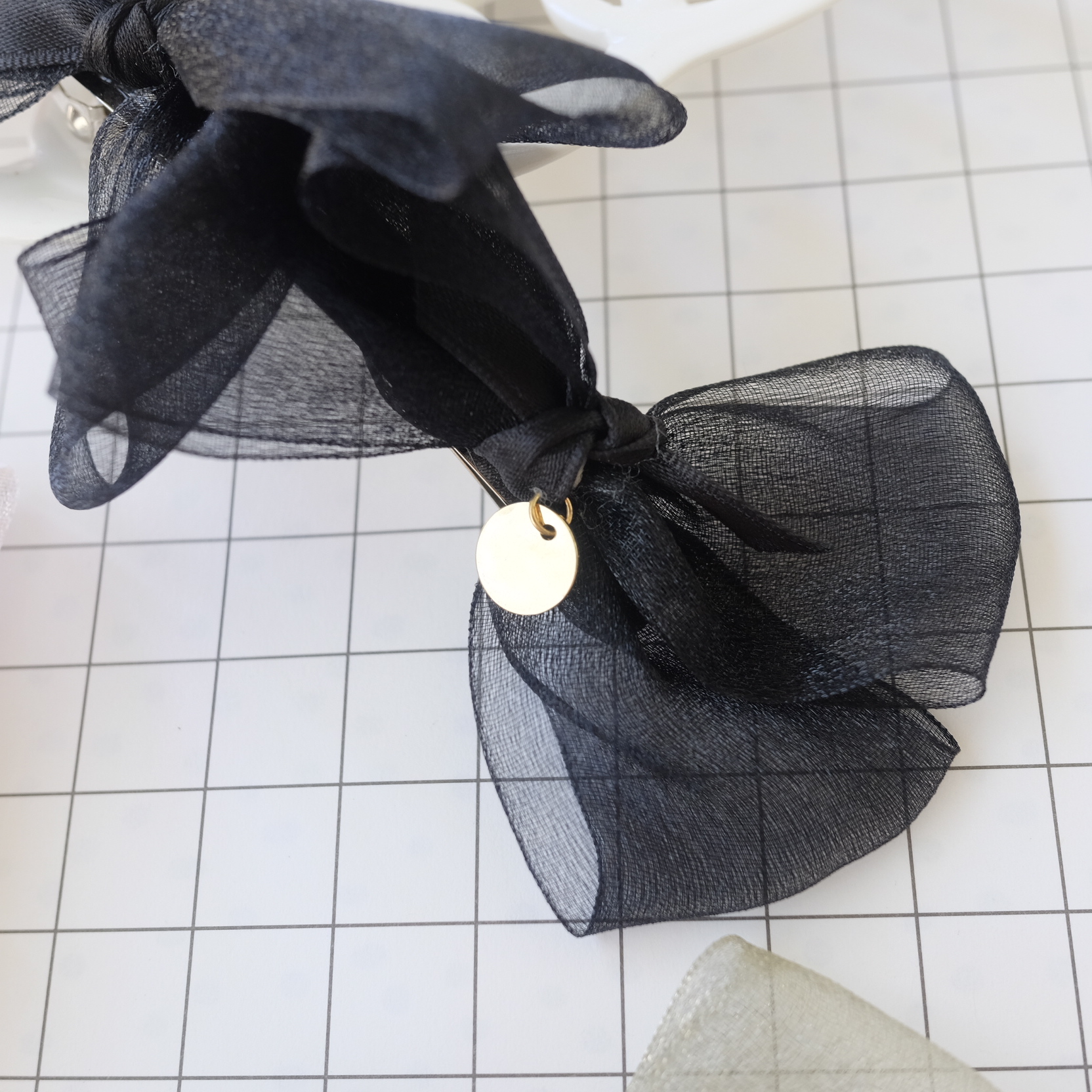 NEW HAIR CLIP HOOP 3-color feminine ribbon pin to 