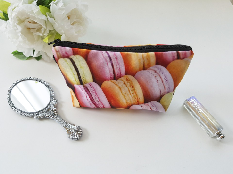 New Cosmetic Pouch 18 lips printing bag case 20 wo