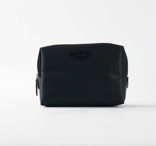 NEW TRAVEL STORAGE ORGANISER When traveling or eve