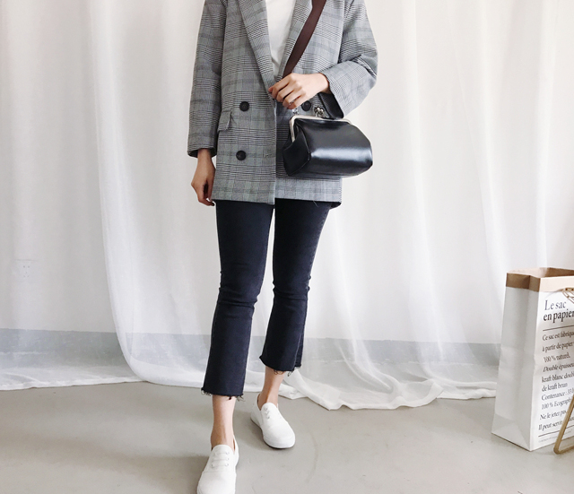 New In-house production - Specials clip Mini back 