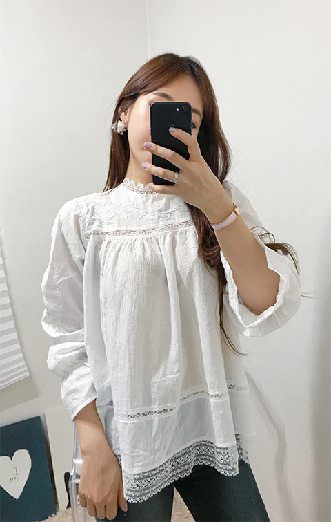 Luxury Embroidered Lace Blouse White Black Feminin