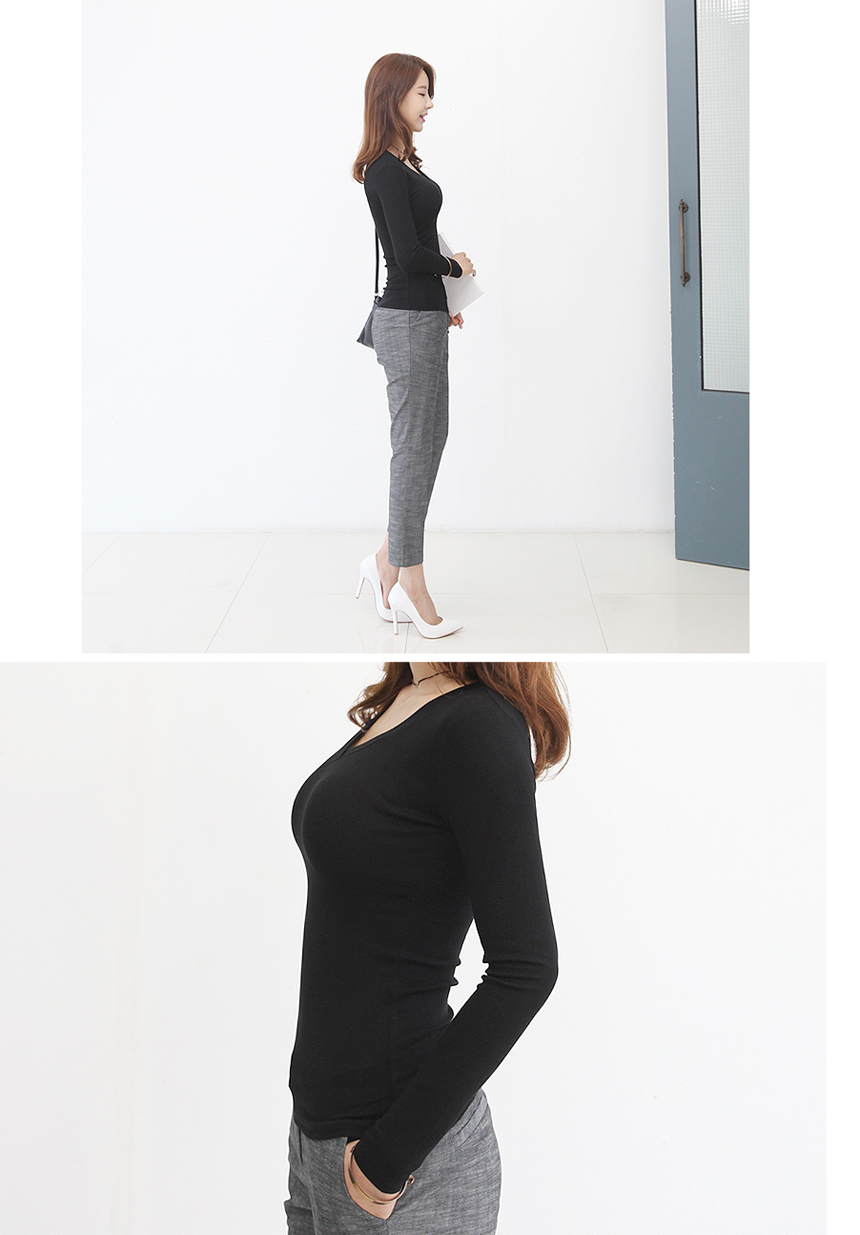 Nittie Women's V-Neck T-Shirts Cody Women's 