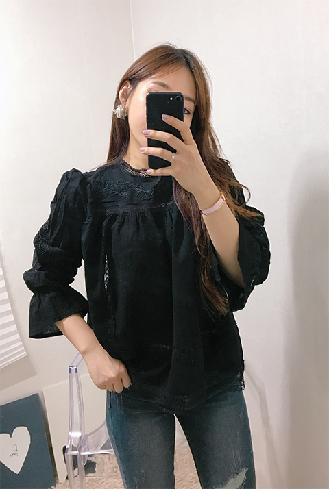 Luxury Embroidered Lace Blouse White Black Feminin