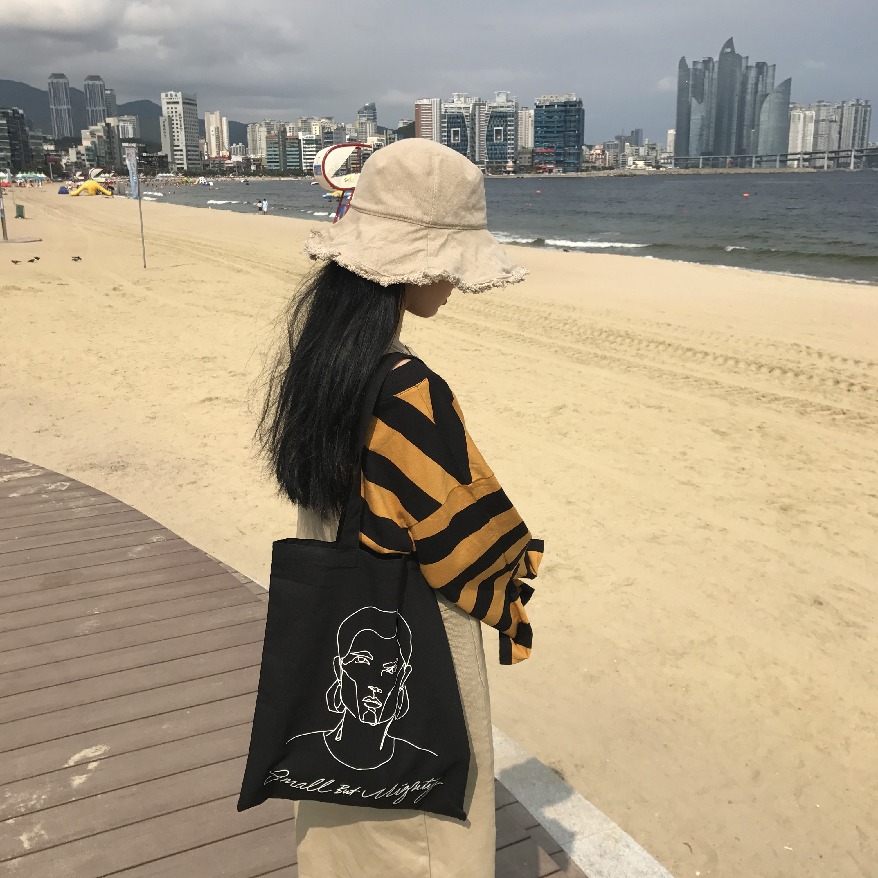 NEW ECO BAG Drawing Eco Bag 2color Light