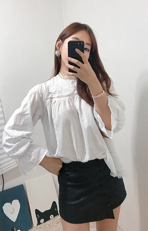 Luxury Embroidered Lace Blouse White Black Feminin