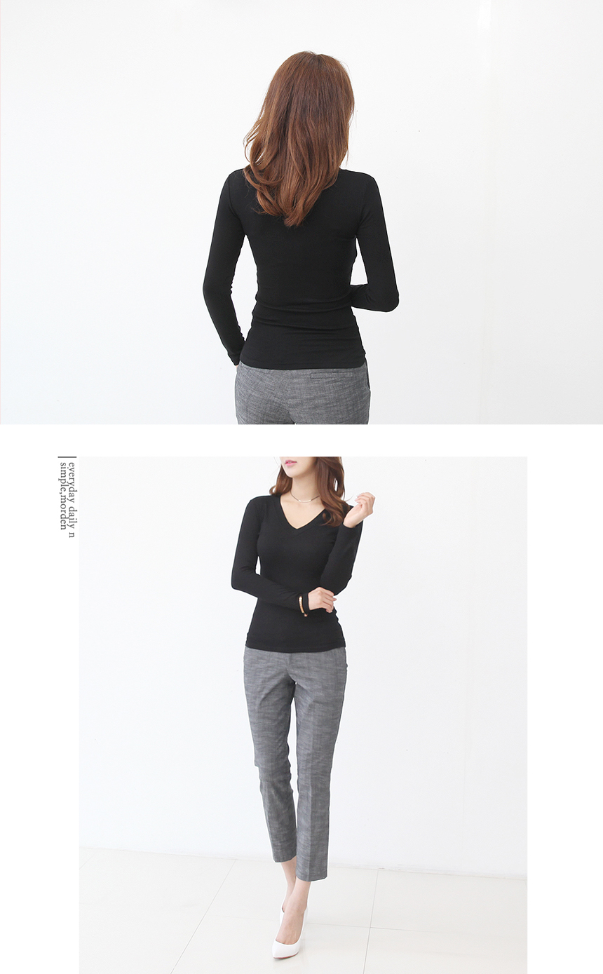 Nittie Women's V-Neck T-Shirts Cody Women's 