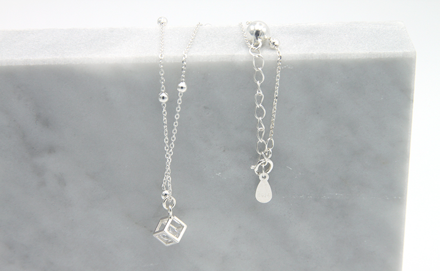 New silver bracelet drip cube decoration Slim knoc