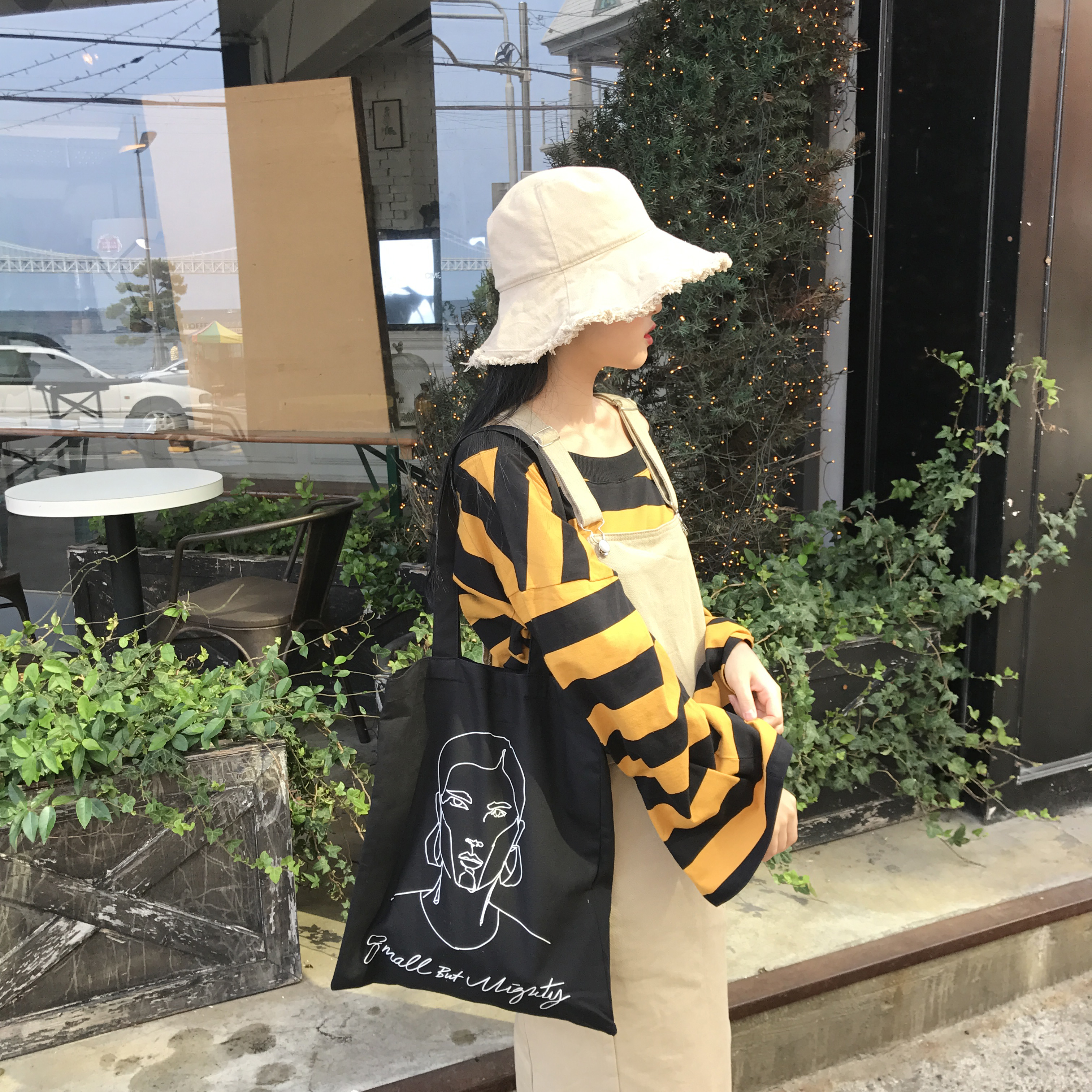 NEW ECO BAG Drawing Eco Bag 2color Light