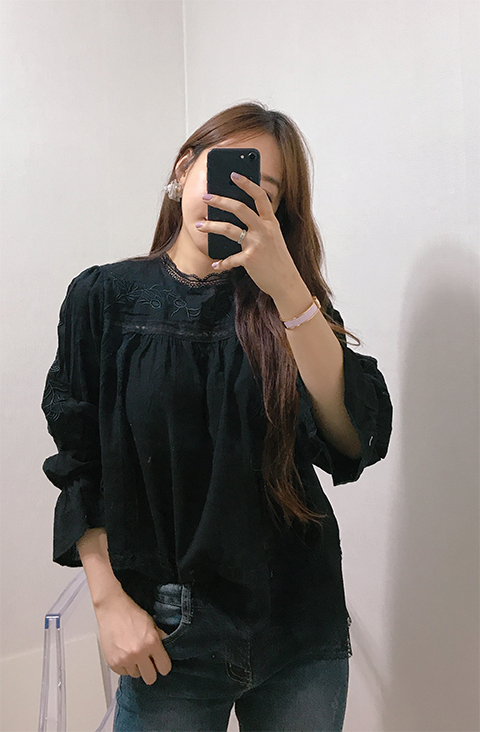 Luxury Embroidered Lace Blouse White Black Feminin