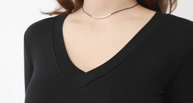 Nittie Women's V-Neck T-Shirts Cody Women's 