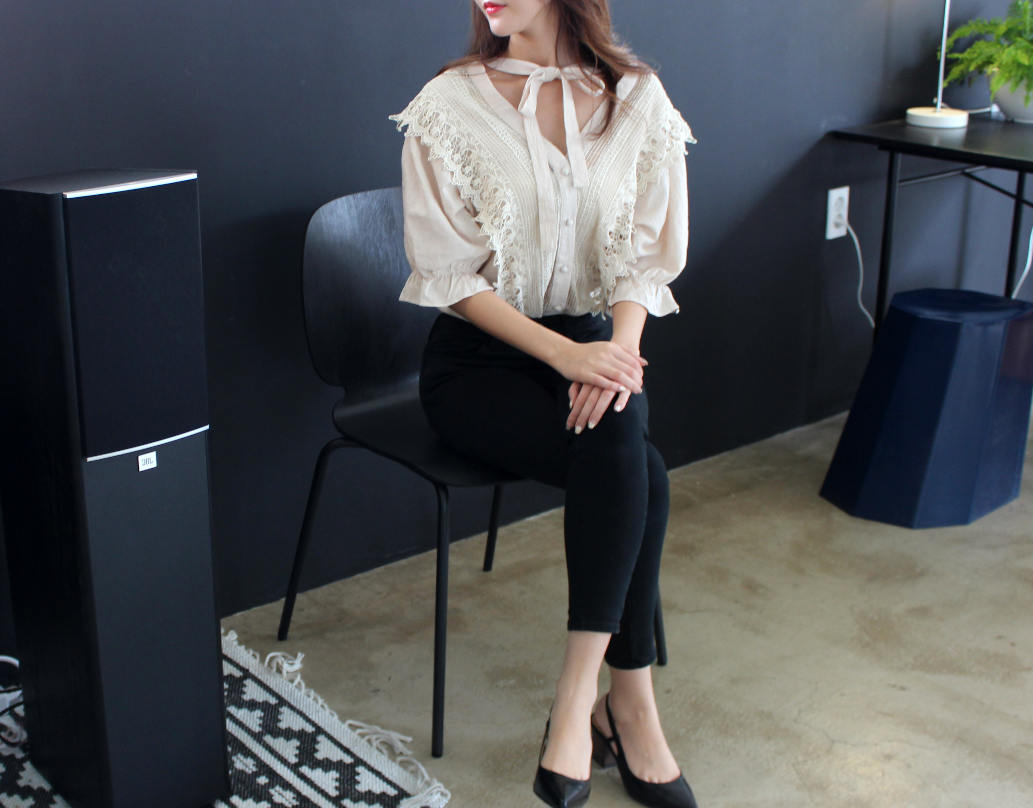 NEW FASHION LADY GIRL Blouse V-neck lace-off shoul