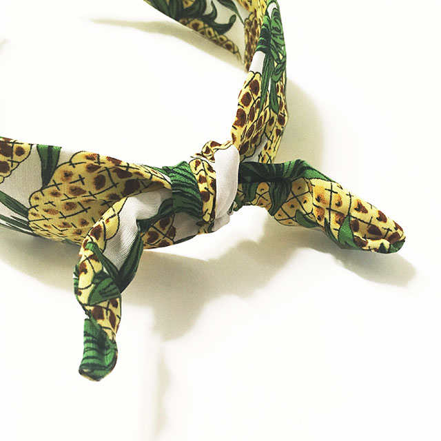 New Tropical Pineapple Ribbon Wire Bandana Pink Wh