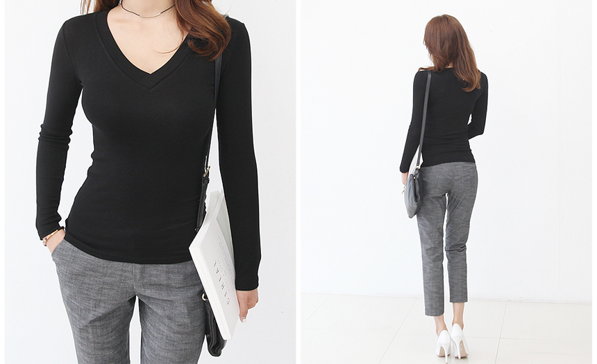 Nittie Women's V-Neck T-Shirts Cody Women's 