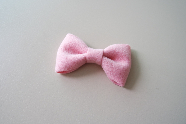 Ribbon Village Basic Bow, Brushed Wool Balic Cockt