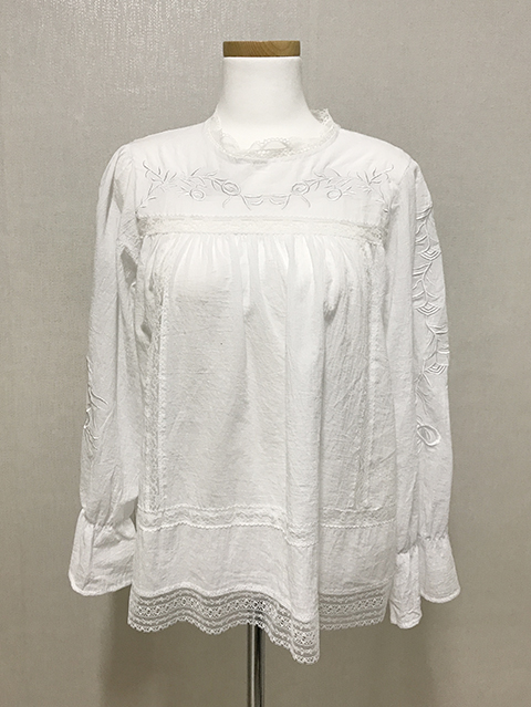 Luxury Embroidered Lace Blouse White Black Feminin