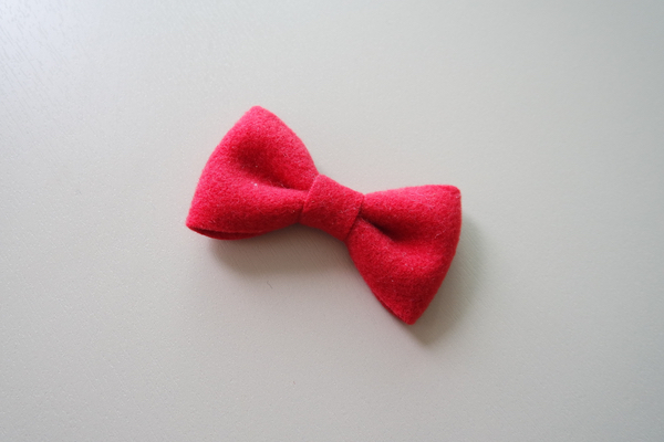 Ribbon Village Basic Bow, Brushed Wool Balic Cockt