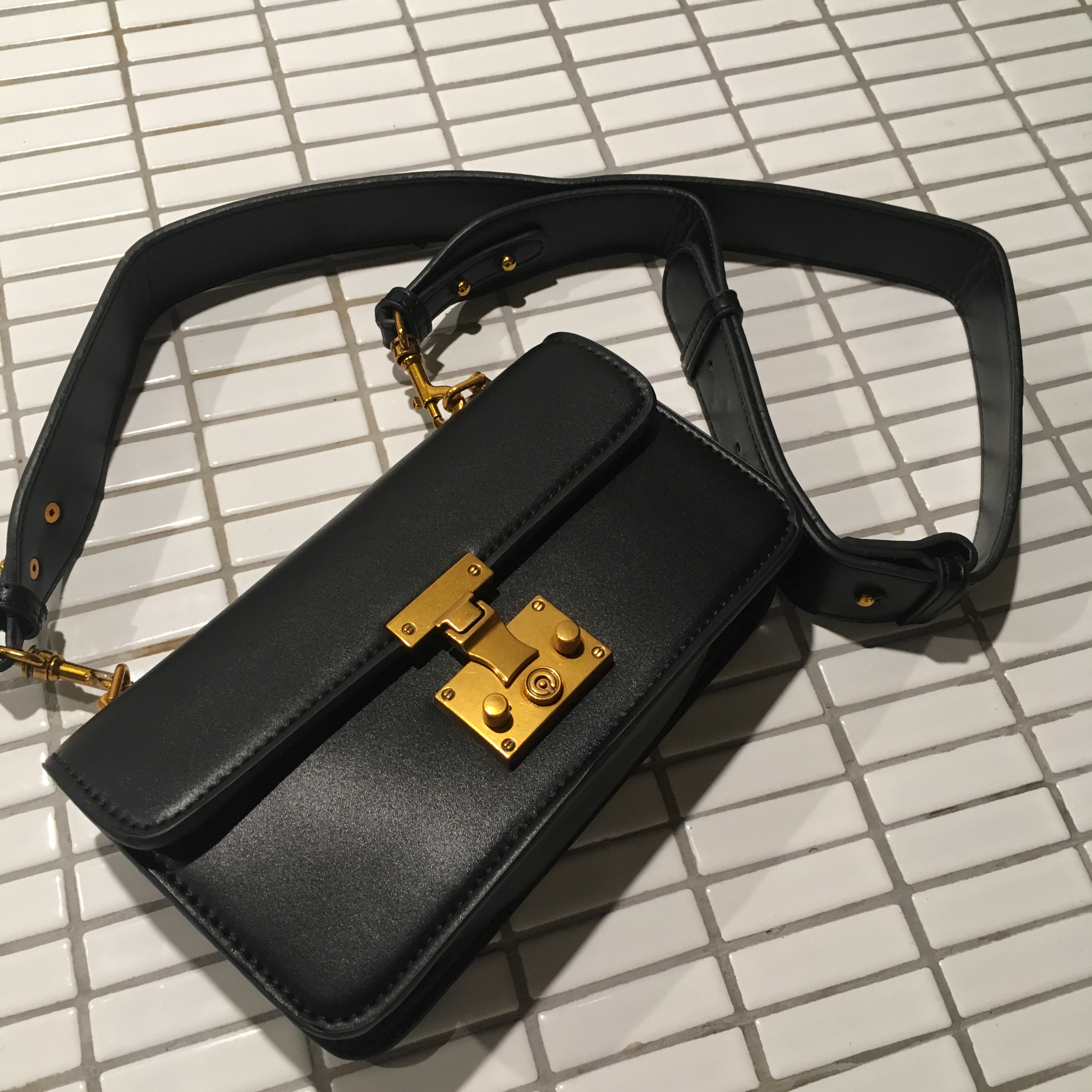 New Daily Mini Cross Bag Messenger Bag Piano Leath