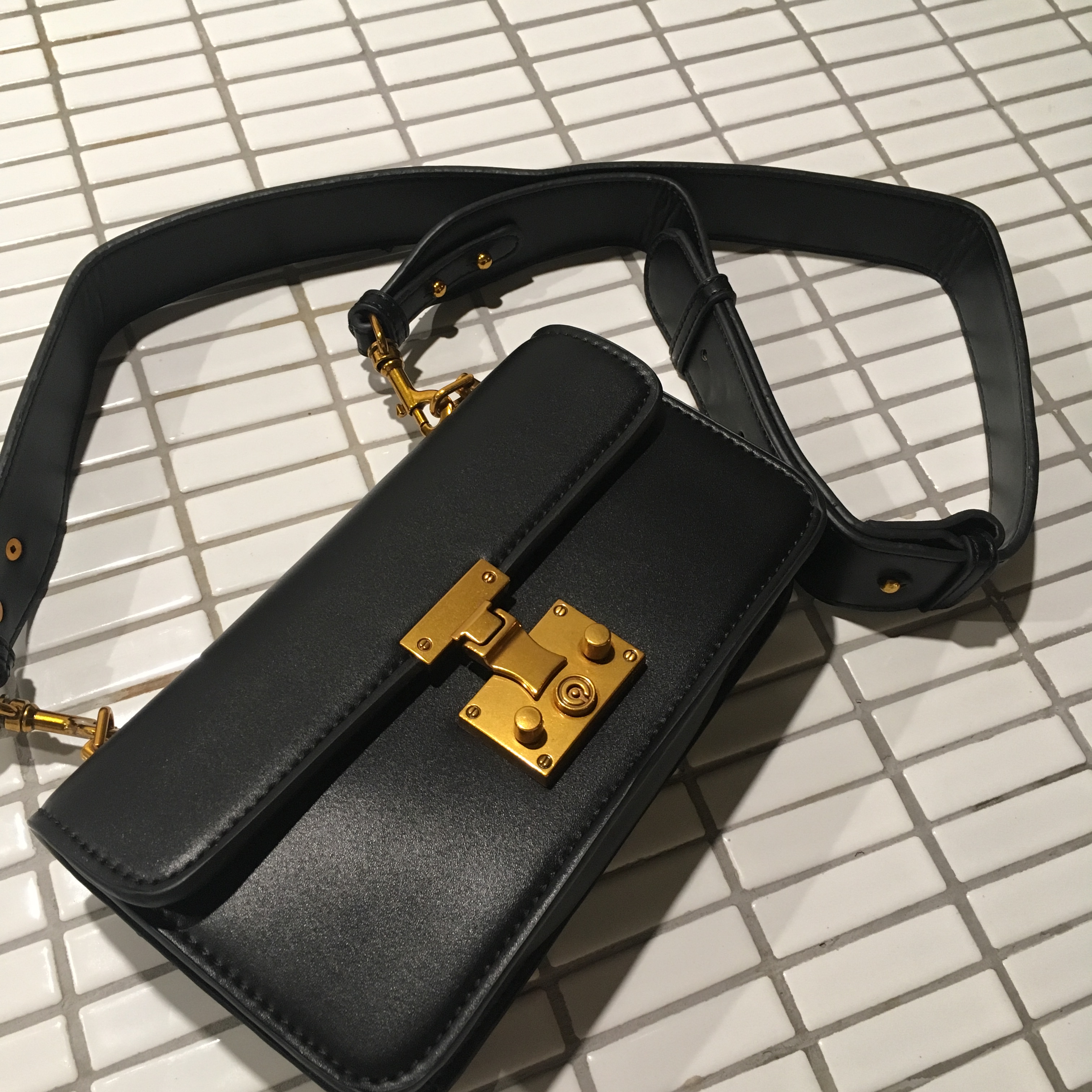 New Daily Mini Cross Bag Messenger Bag Piano Leath