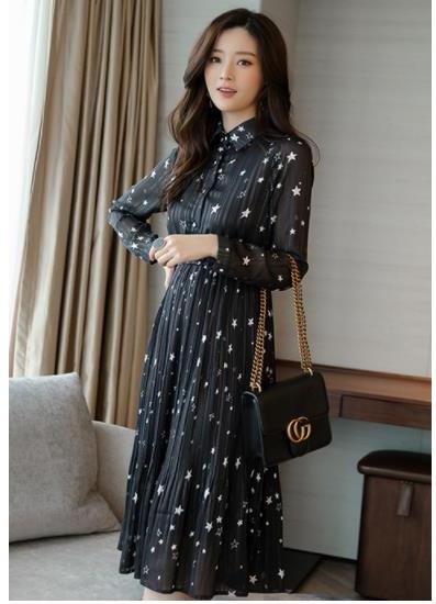 Simple, autumn star wrinkle chiffon dress
