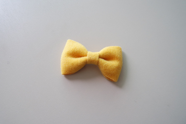 Ribbon Village Basic Bow, Brushed Wool Balic Cockt