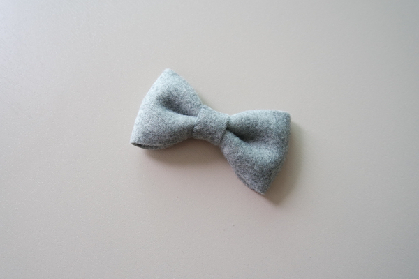 Ribbon Village Basic Bow, Brushed Wool Balic Cockt