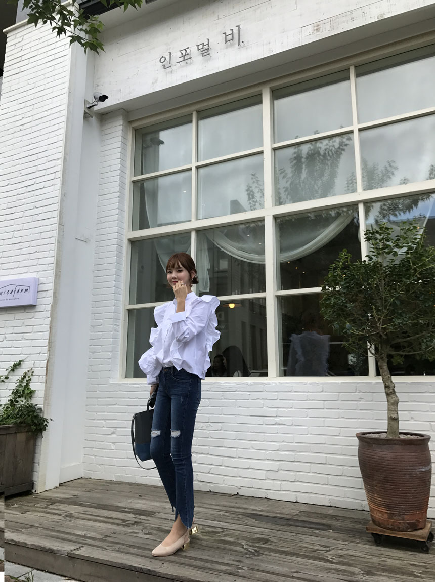 NEW FASHION LADY GIRL Blouse White frilly blouse