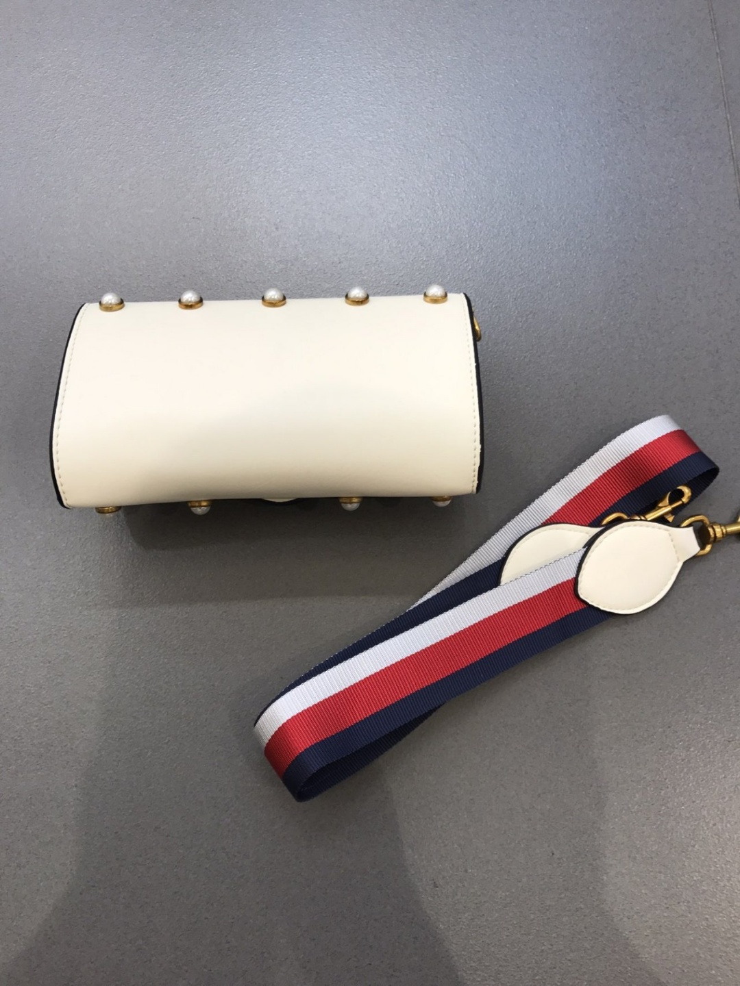 New Natural Cowhide Bucks Cross Clutch Mini Back S